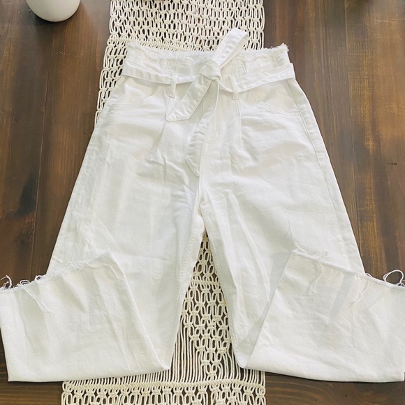 Zara Denim - Zara Z1975 super high rise pleated cropped jeans